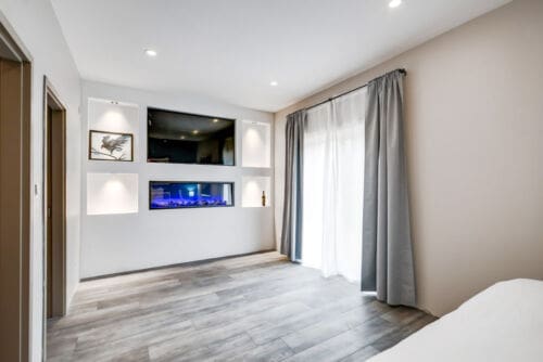 Open property gallery