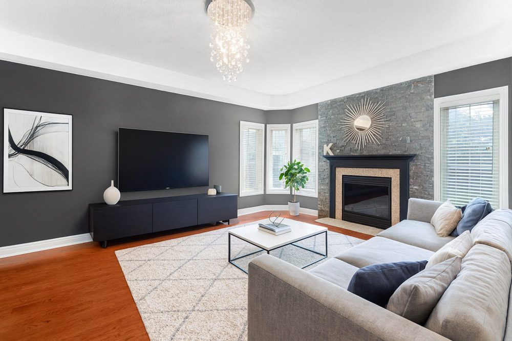 Open property gallery