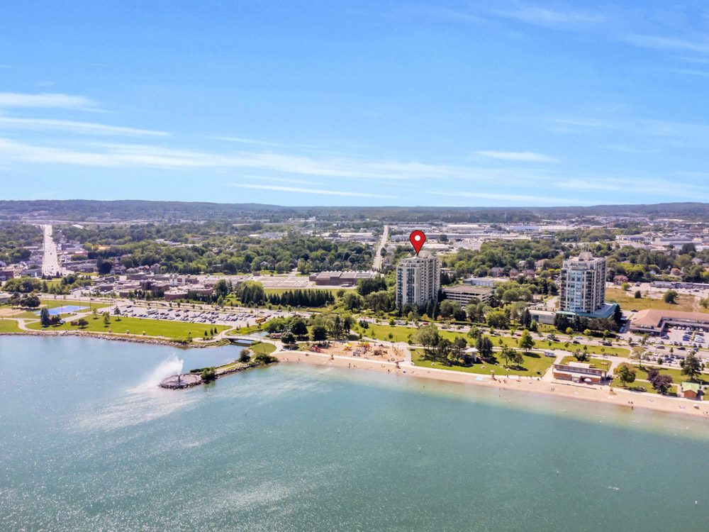 Open property gallery