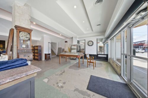 Open property gallery