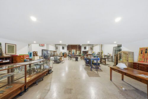 Open property gallery
