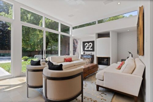 Open property gallery