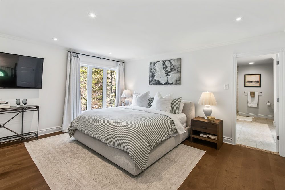 Open property gallery