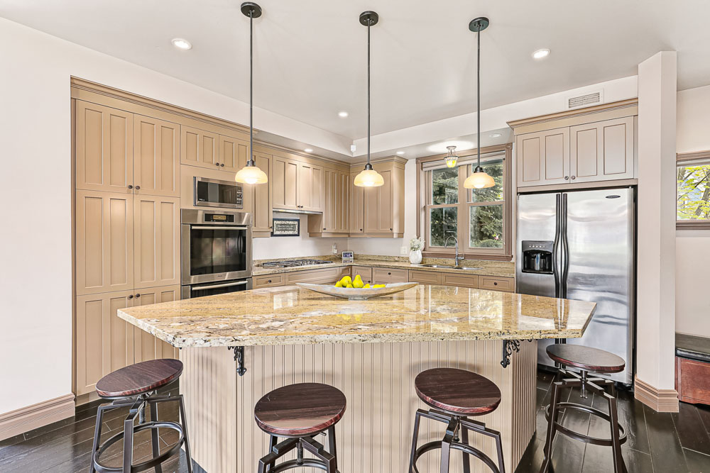 Open property gallery