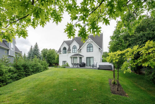 Open property gallery