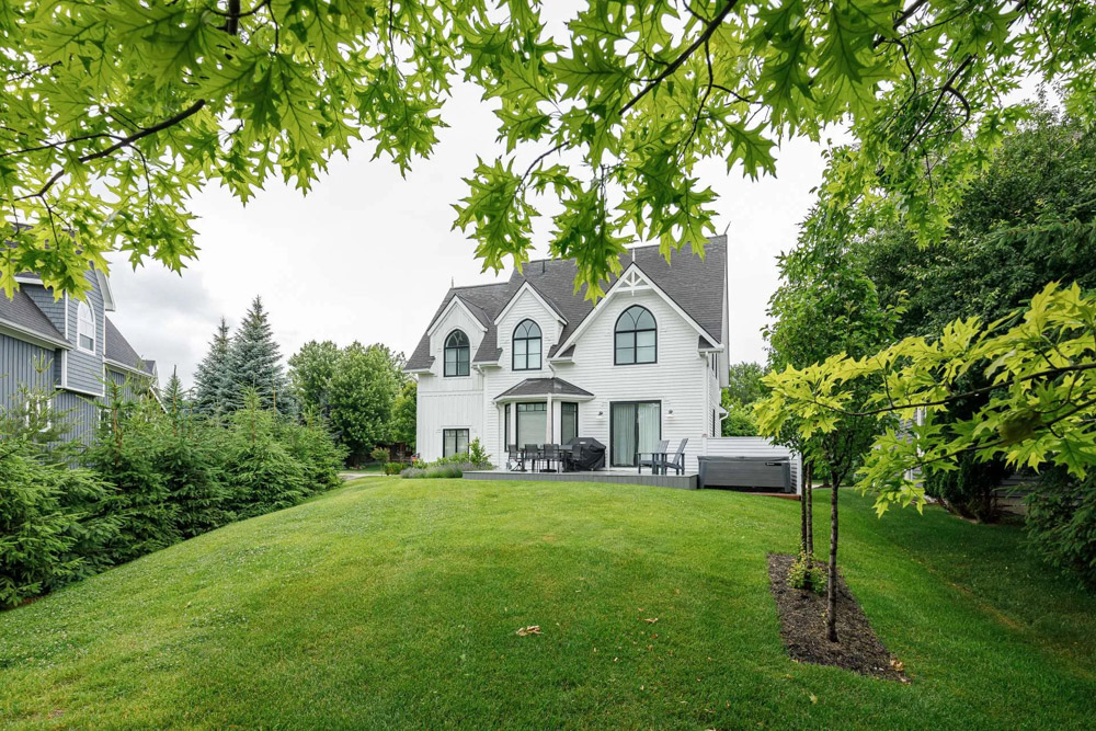 Open property gallery