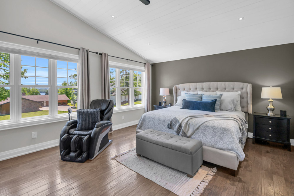 Open property gallery