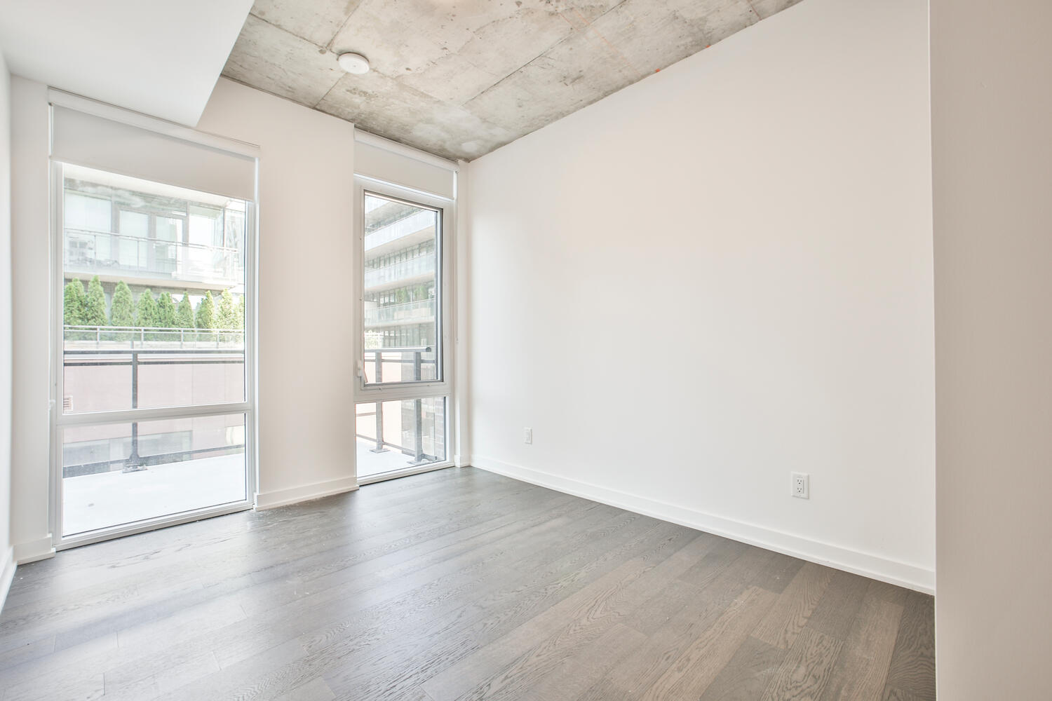 Open property gallery