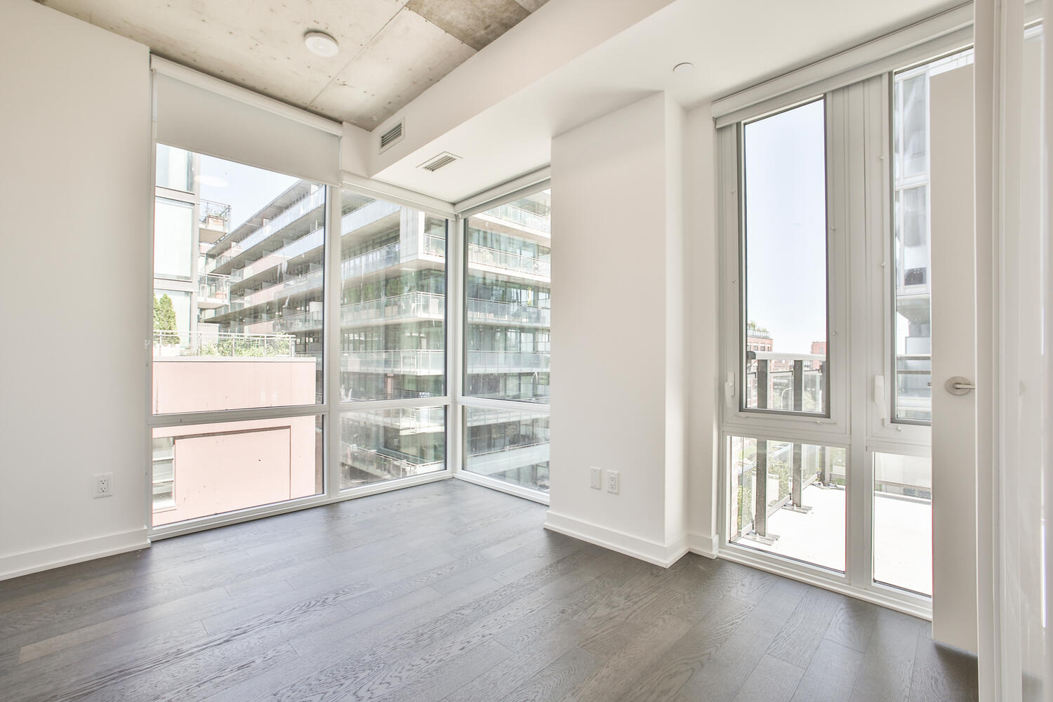 Open property gallery