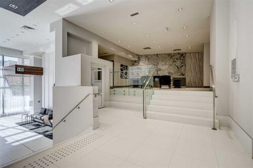 Open property gallery