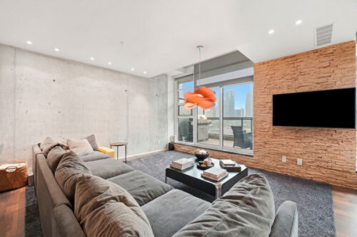 Open property gallery