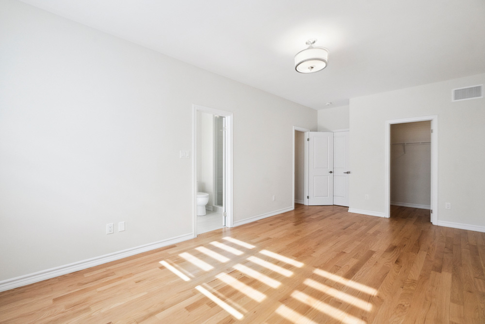 Open property gallery