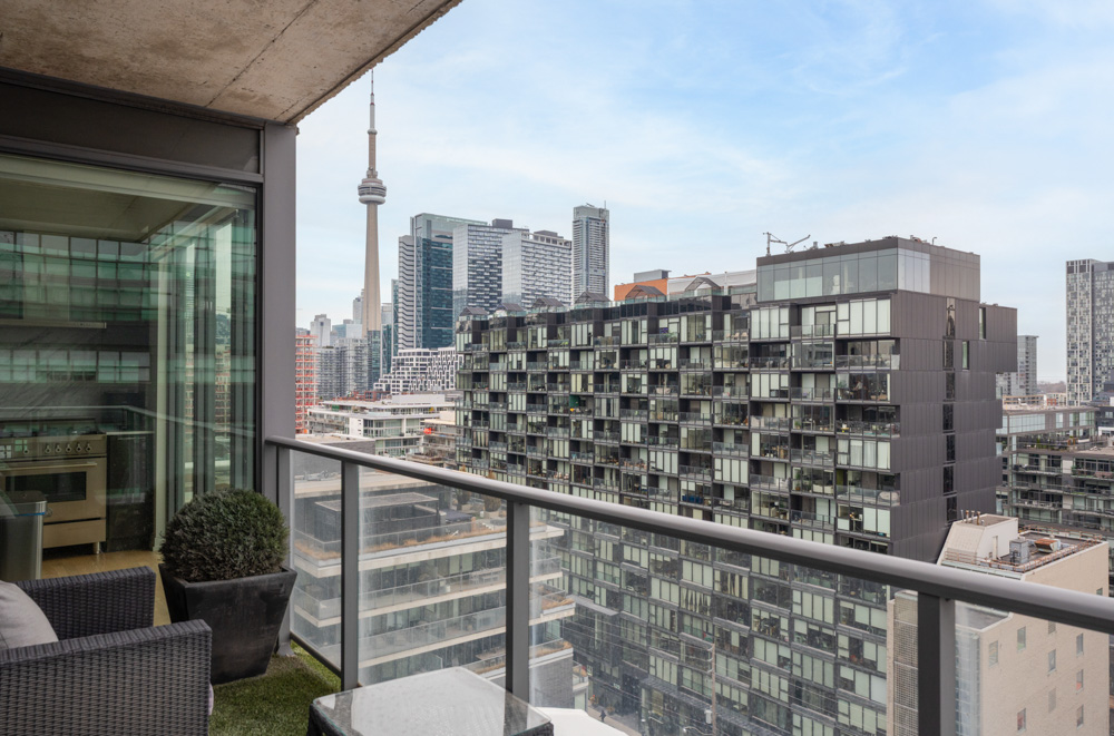 Open property gallery