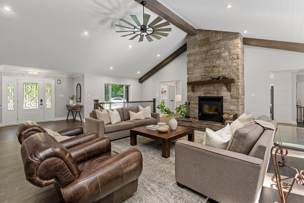 Open property gallery