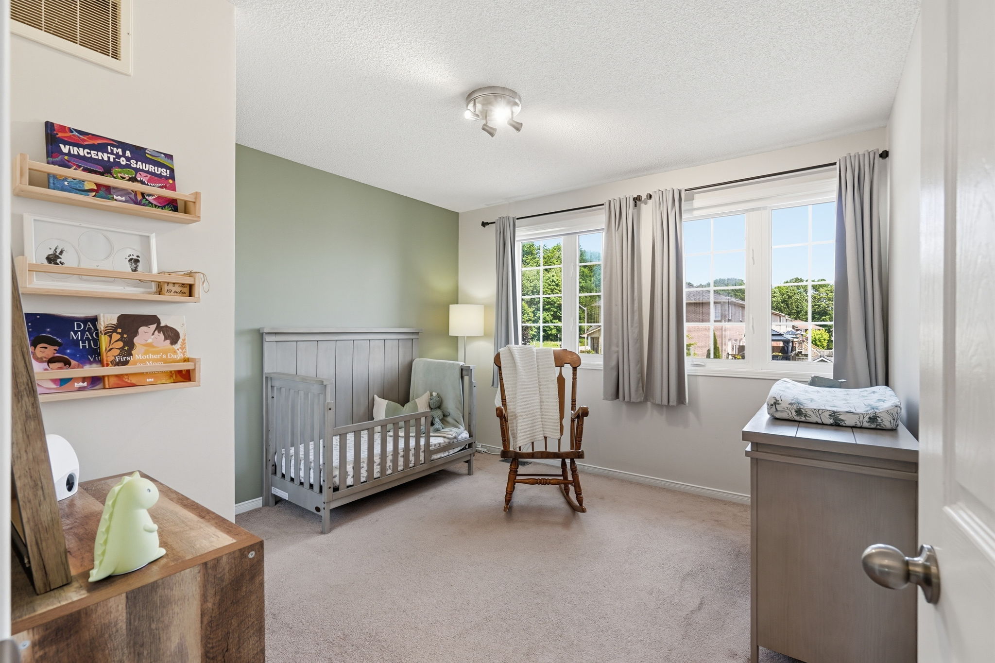 Open property gallery