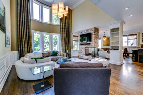 Open property gallery