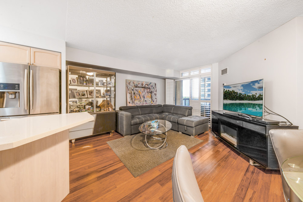 Open property gallery