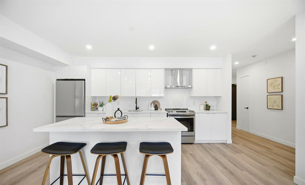 Open property gallery