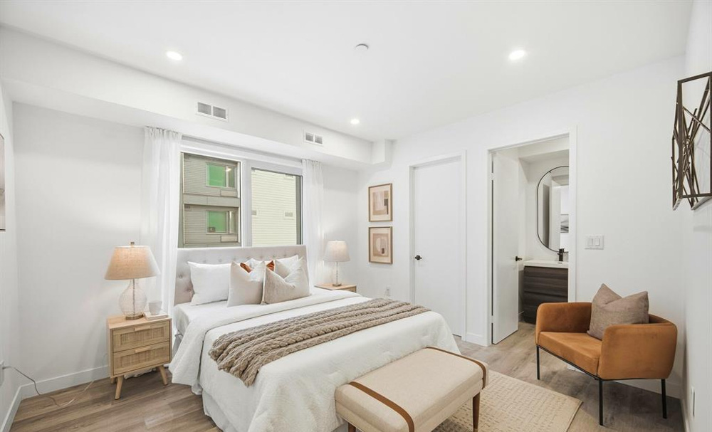 Open property gallery