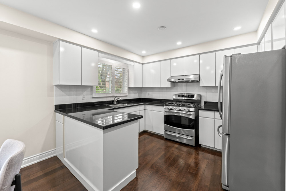 Open property gallery