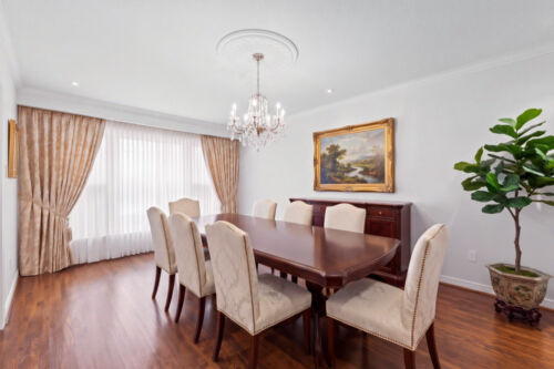 Open property gallery